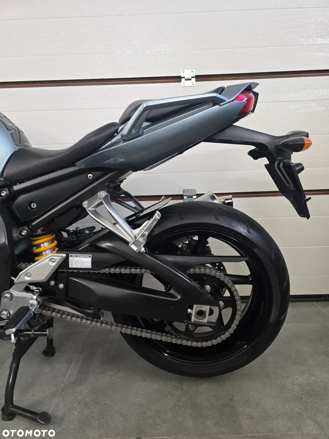 Yamaha FZ - 8