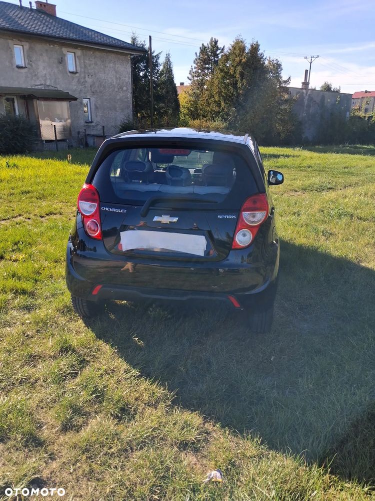 Chevrolet Spark - 4