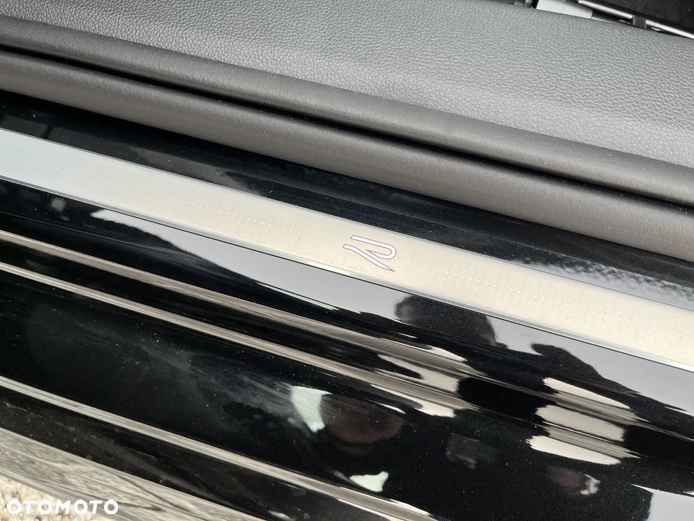 Volkswagen Passat - 38