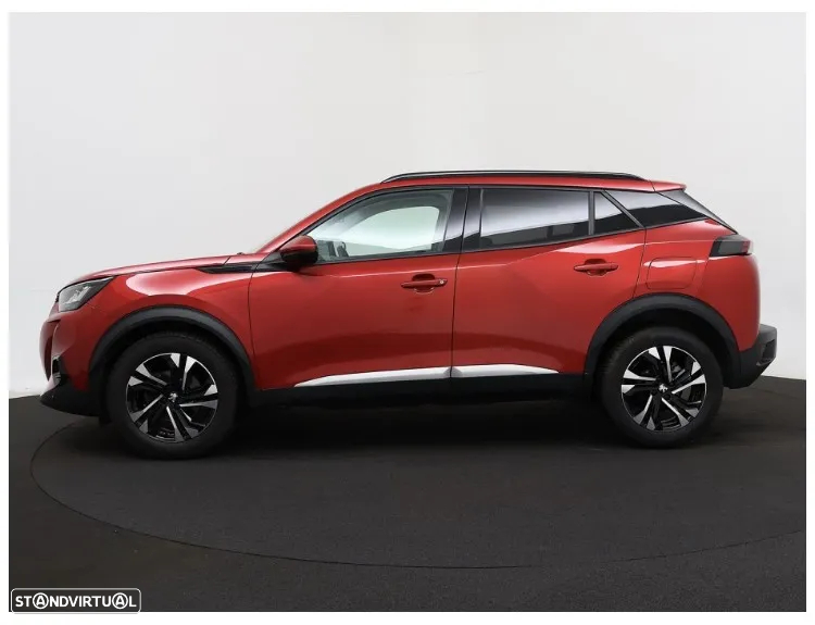 Peugeot 2008 1.2 PureTech Allure - 4