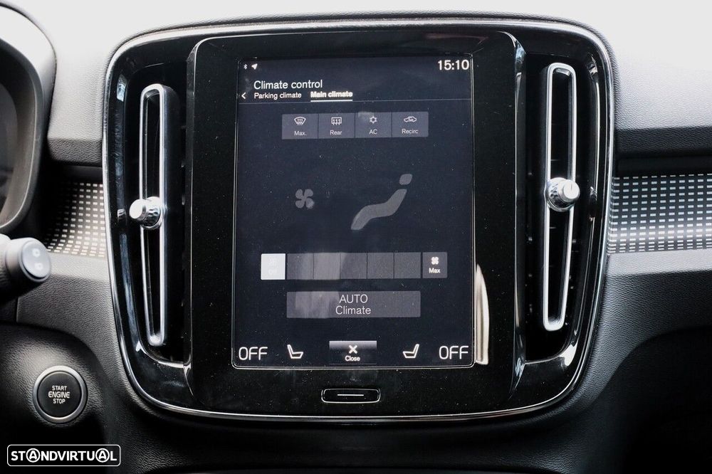 Volvo XC 40 1.5 T2 Plus Dark Auto - 23