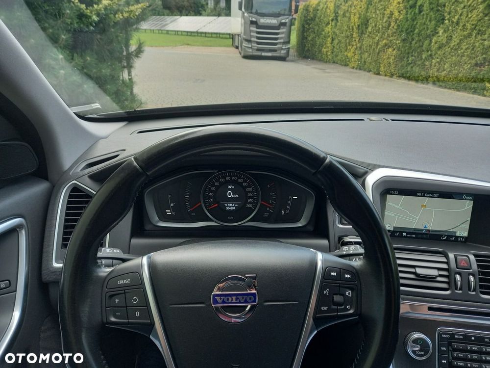 Volvo XC 60 D4 Geartronic Summum - 33