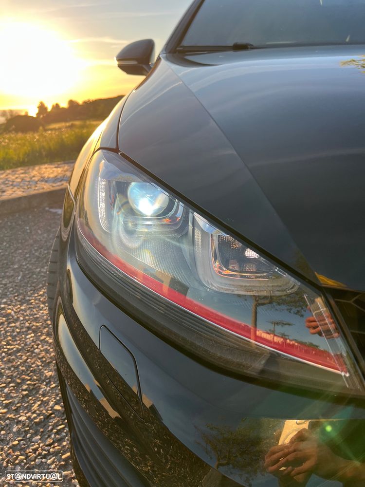 VW Golf GTI Performance BlueMotion DSG - 4