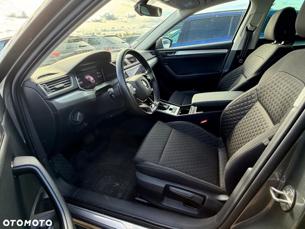 Skoda Superb 1.5 TSI Ambition DSG - 6