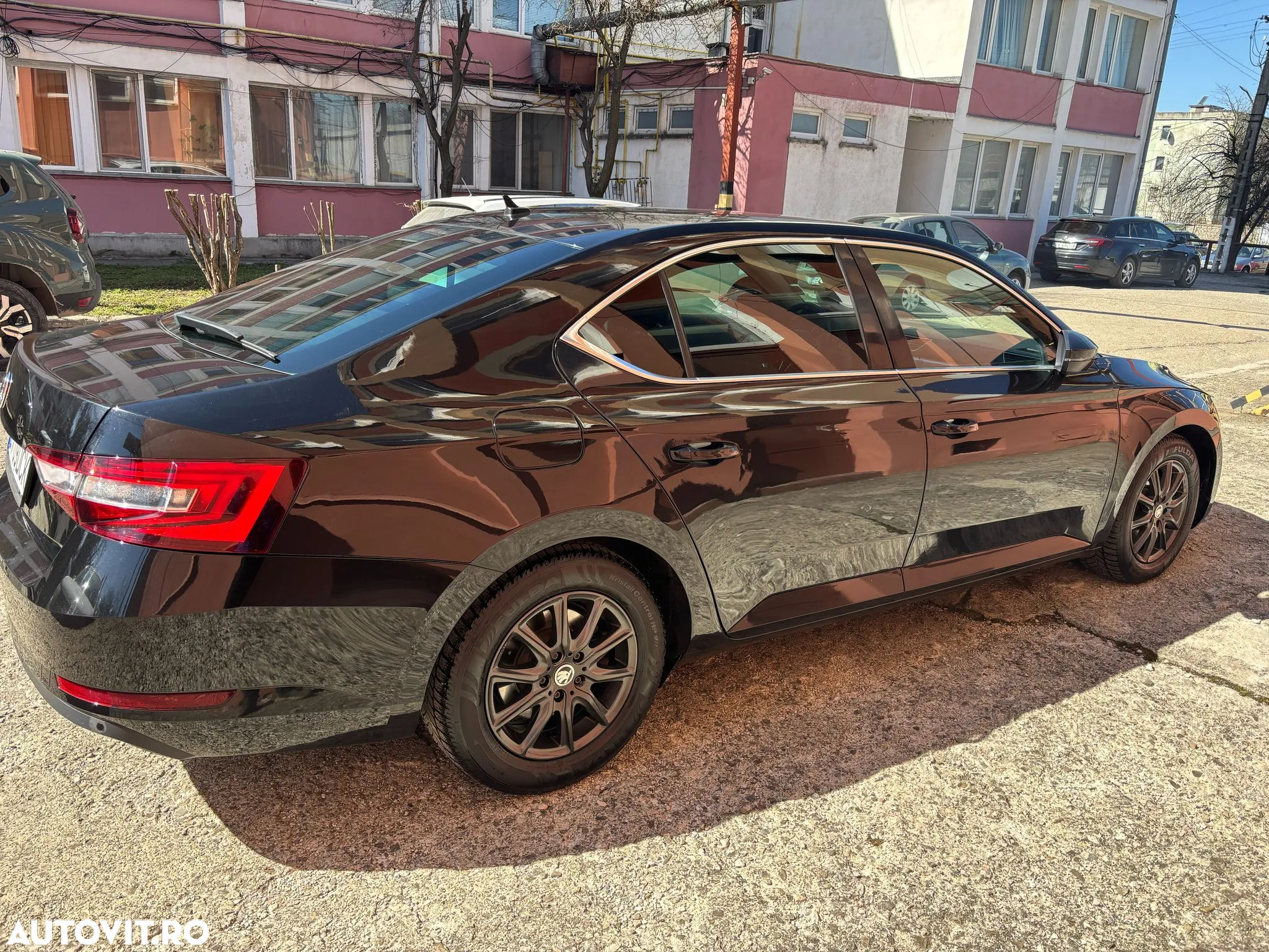 Skoda Superb 2.0 TDI DSG Ambition - 20