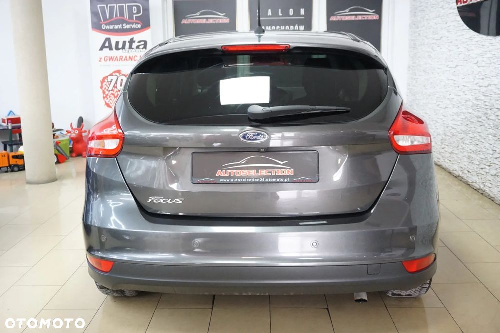 Ford Focus 1.6 FF Ambiente - 5