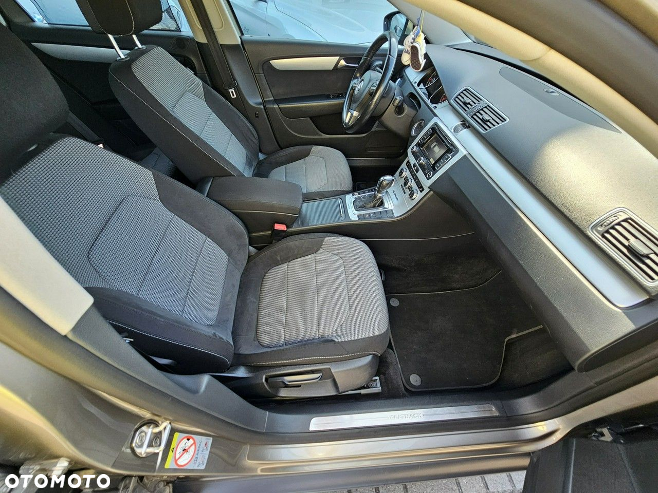 Volkswagen Passat Alltrack - 21