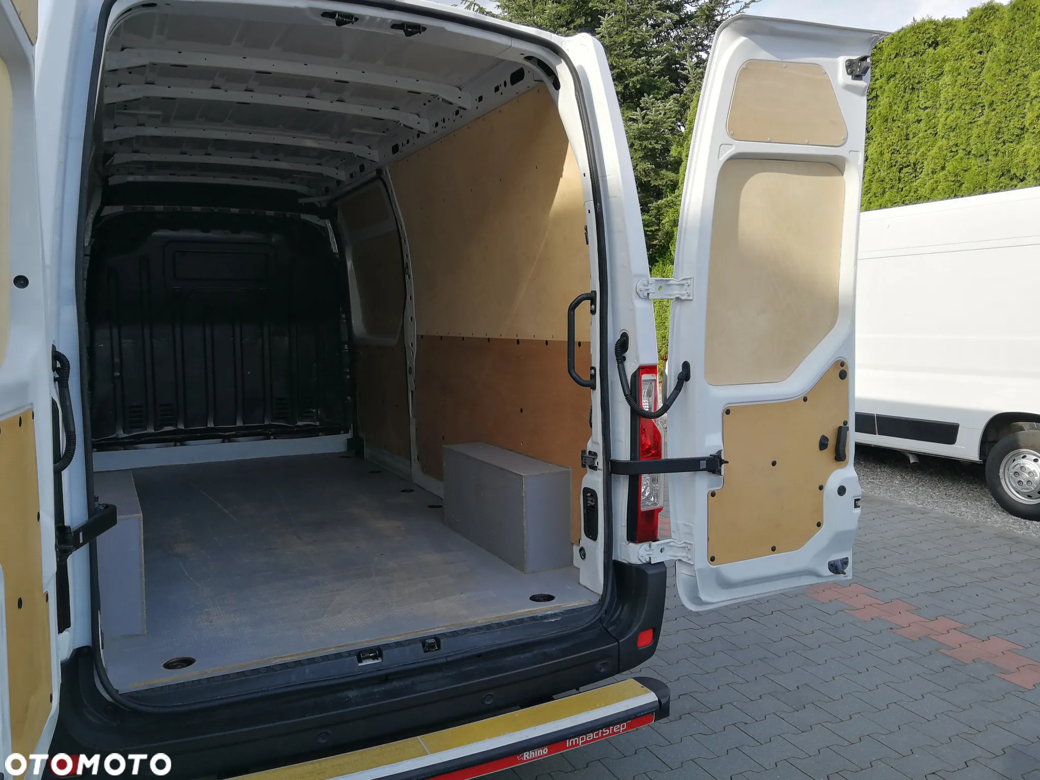 Opel Movano - 10