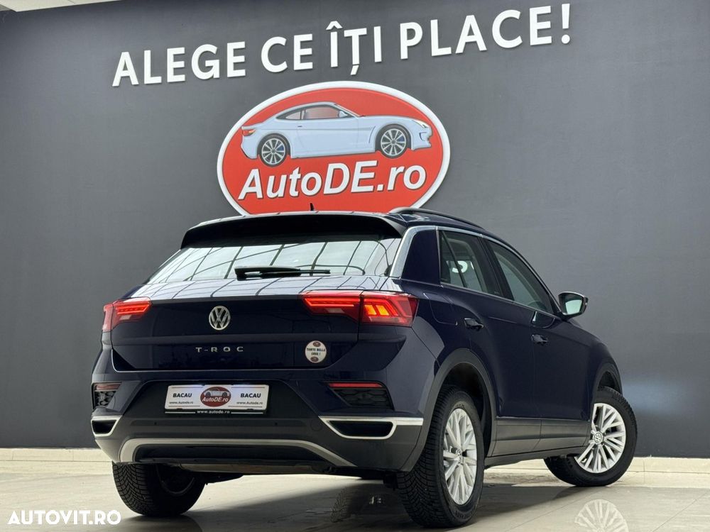 Volkswagen T-Roc - 4