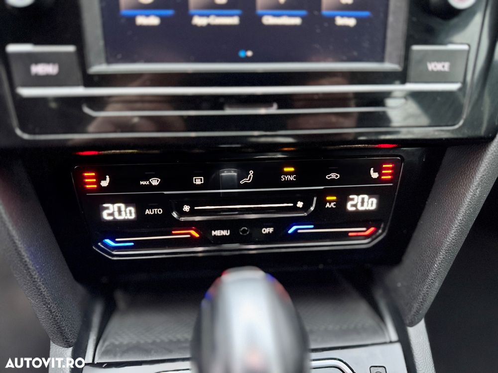 Volkswagen Passat 2.0 TDI DSG Highline - 10