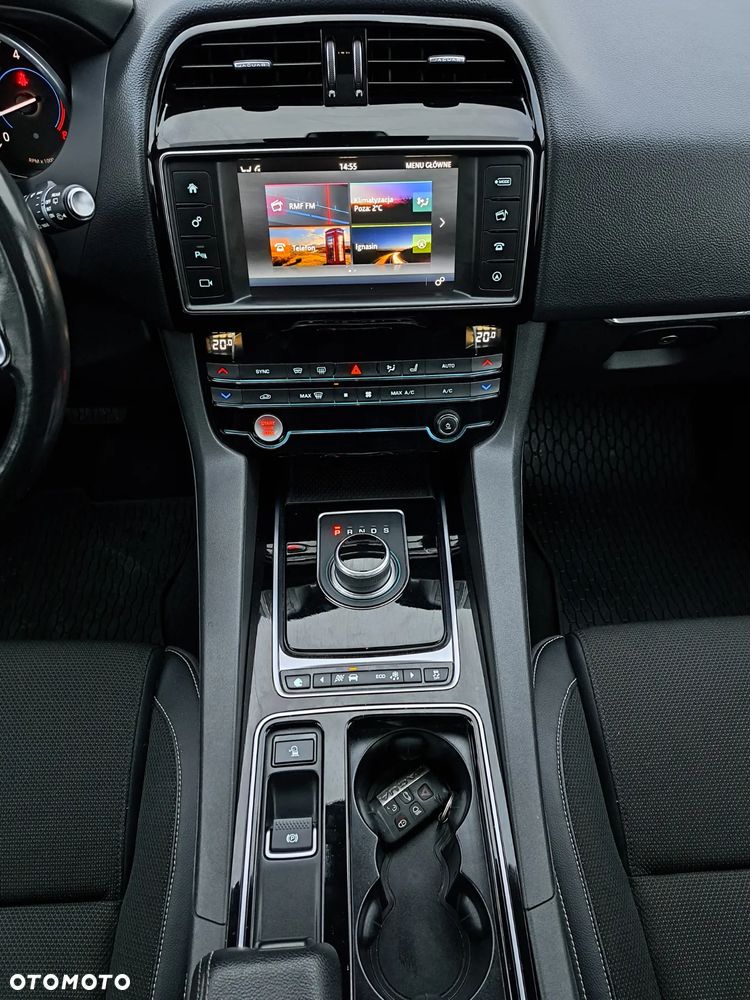 Jaguar F-Pace 2.0 i4P AWD R-Sport - 20