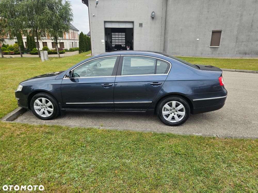 Volkswagen Passat 1.9 TDI Comfortline - 15