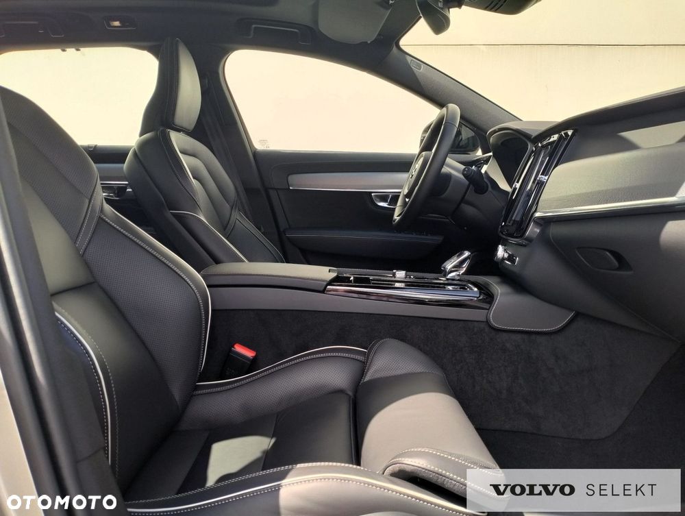 Volvo V90 - 16
