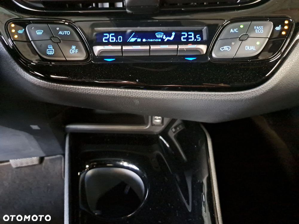 Toyota C-HR 1.8 Hybrid Prestige - 27