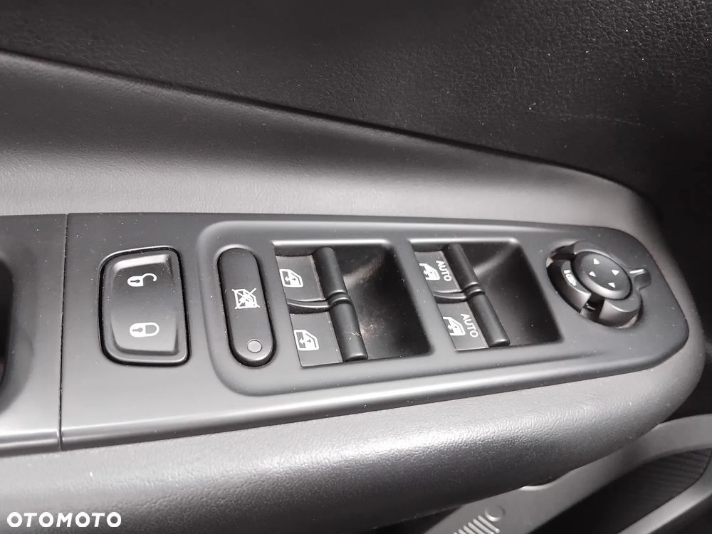Jeep Renegade 1.4 MultiAir Limited FWD S&S - 7