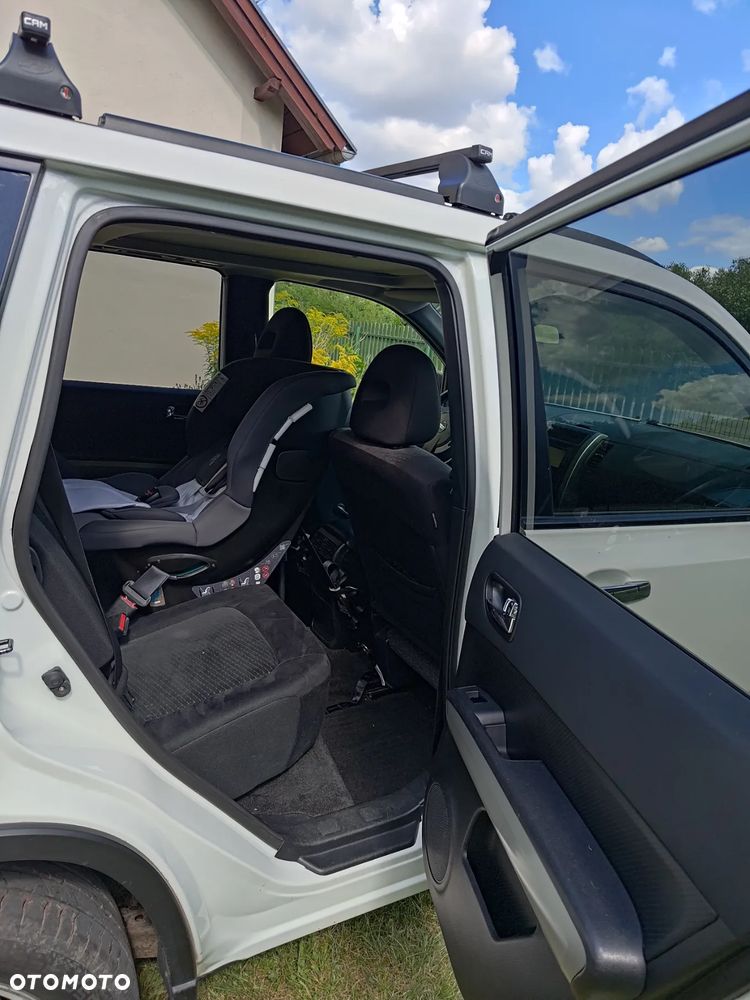 Nissan X-Trail - 10