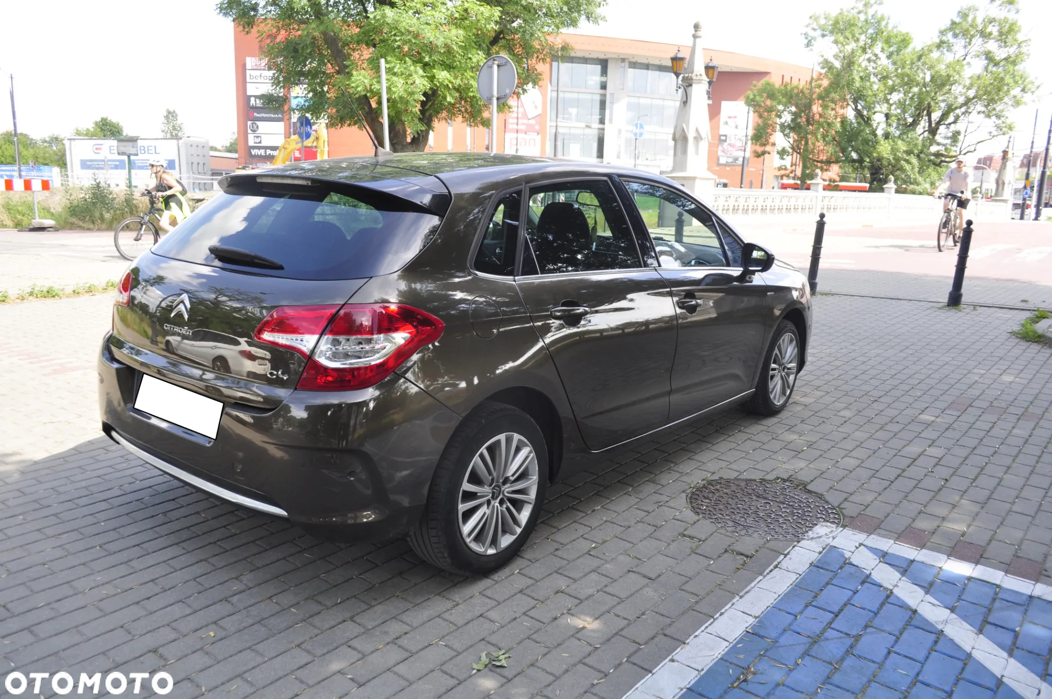 Citroën C4 VTi 120 Business Class - 3