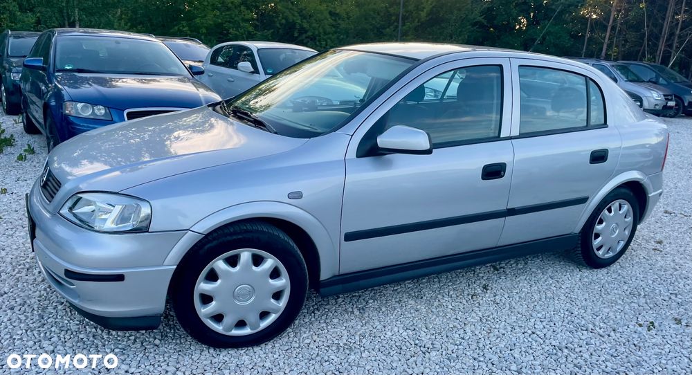 Opel Astra 1.6 GL - 7