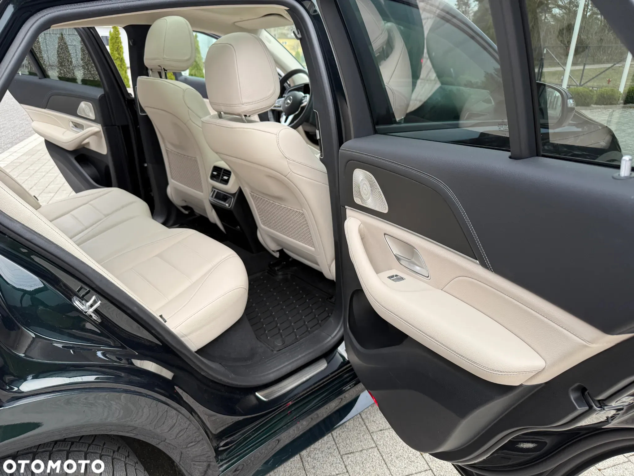 Mercedes-Benz GLE - 21