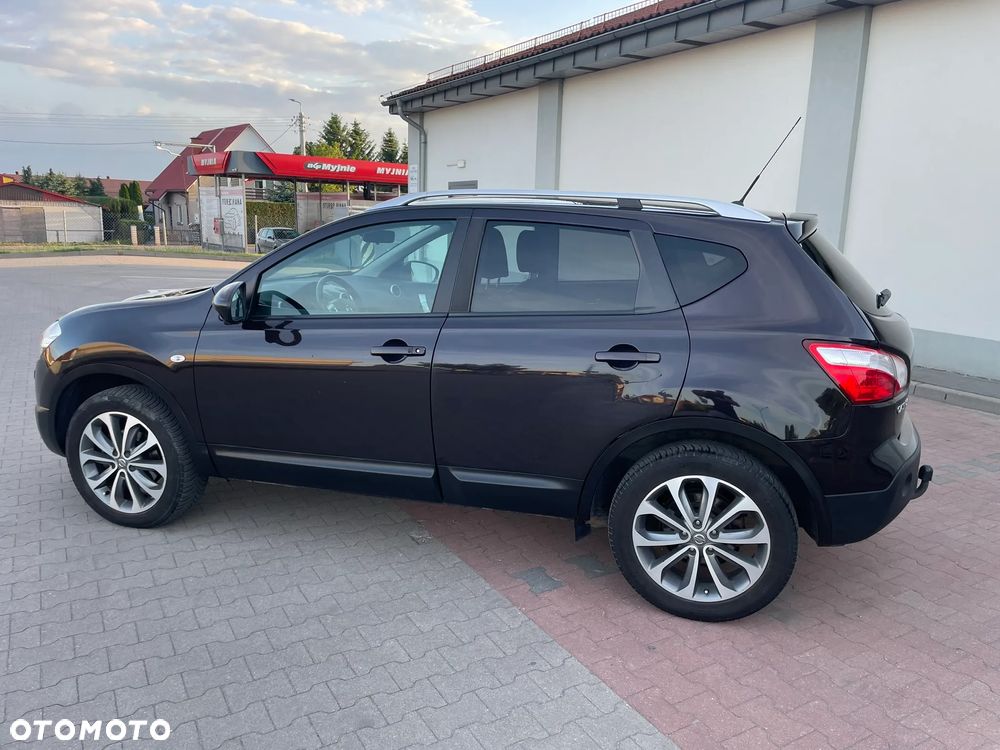 Nissan Qashqai 2.0 4x4 Tekna CVT - 12