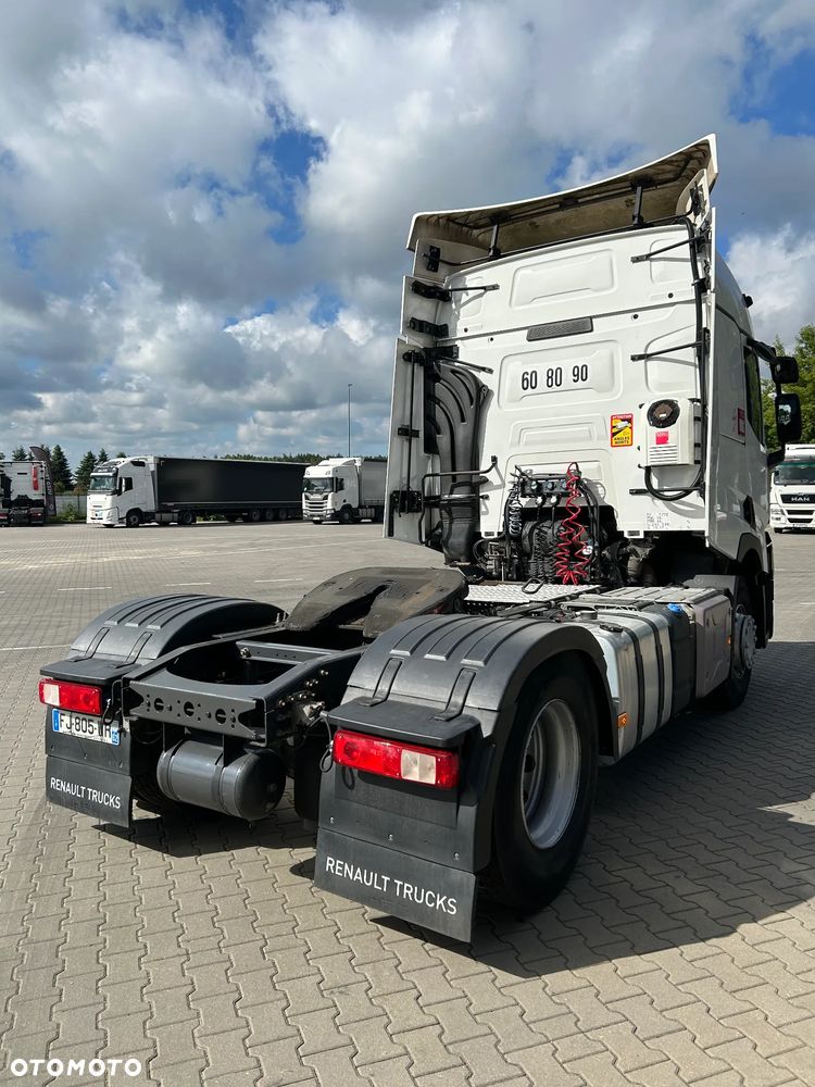 Renault Renault Trucks T - 4