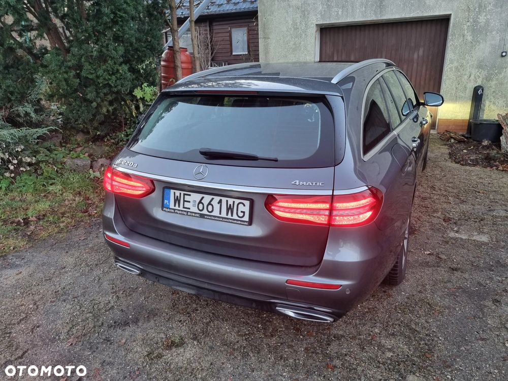 Mercedes-Benz Klasa E 220 d Business Edition 9G-TRONIC - 4