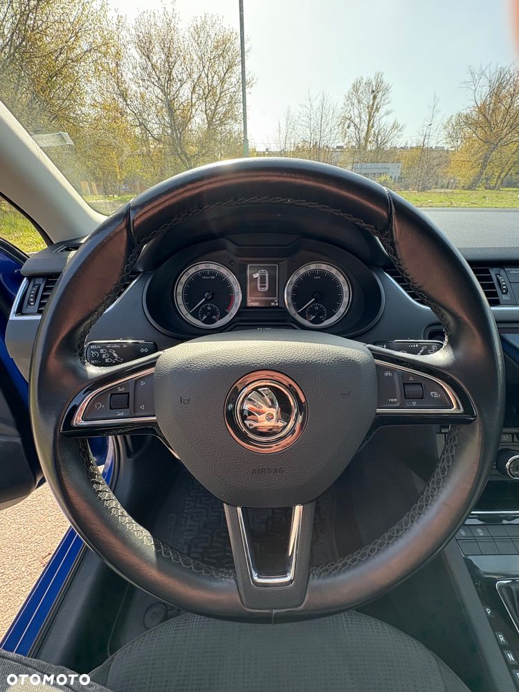 Skoda Octavia 2.0 TDI 4x4 Style DSG - 17