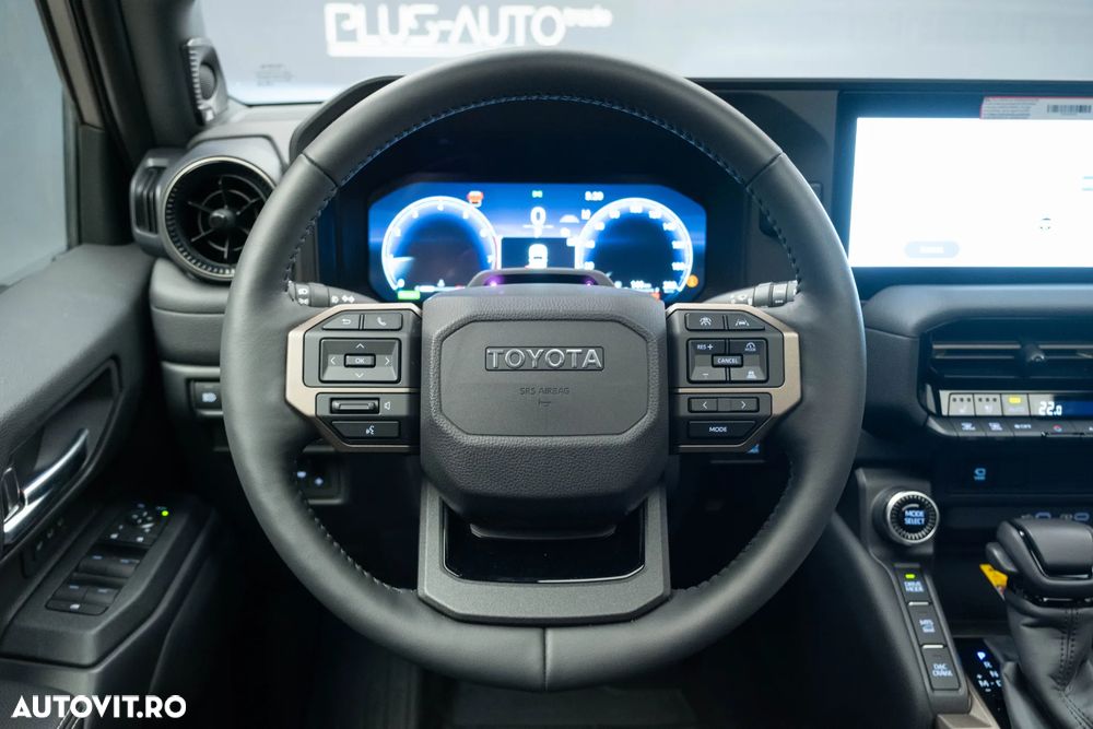 Toyota Land Cruiser - 11