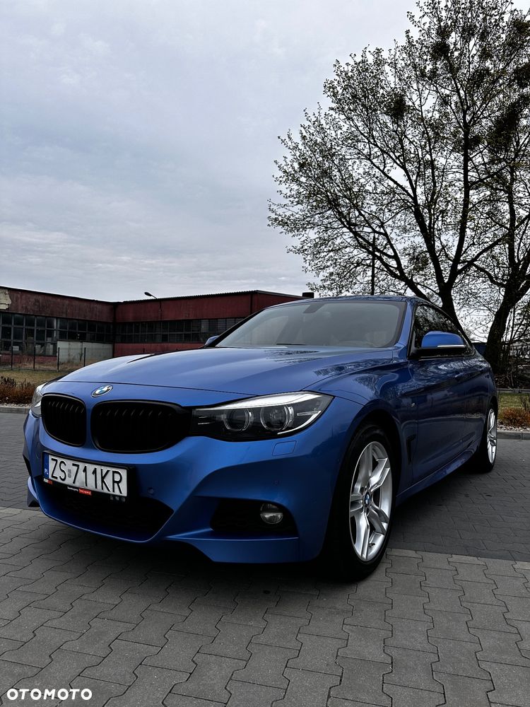 BMW 3GT 330i xDrive M Sport - 3