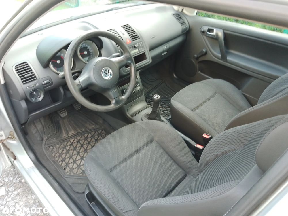 Volkswagen Polo - 10