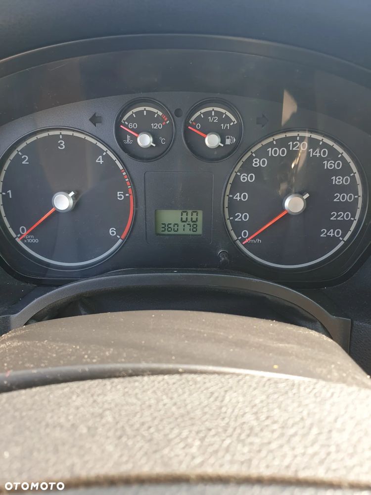 Ford Focus - 7