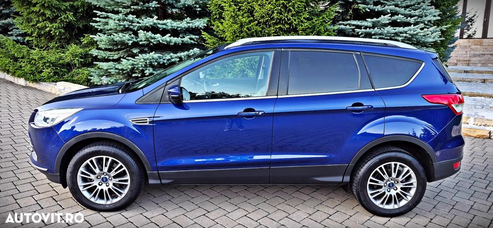 Ford Kuga 2.0 TDCi 4WD Powershift Titanium - 27