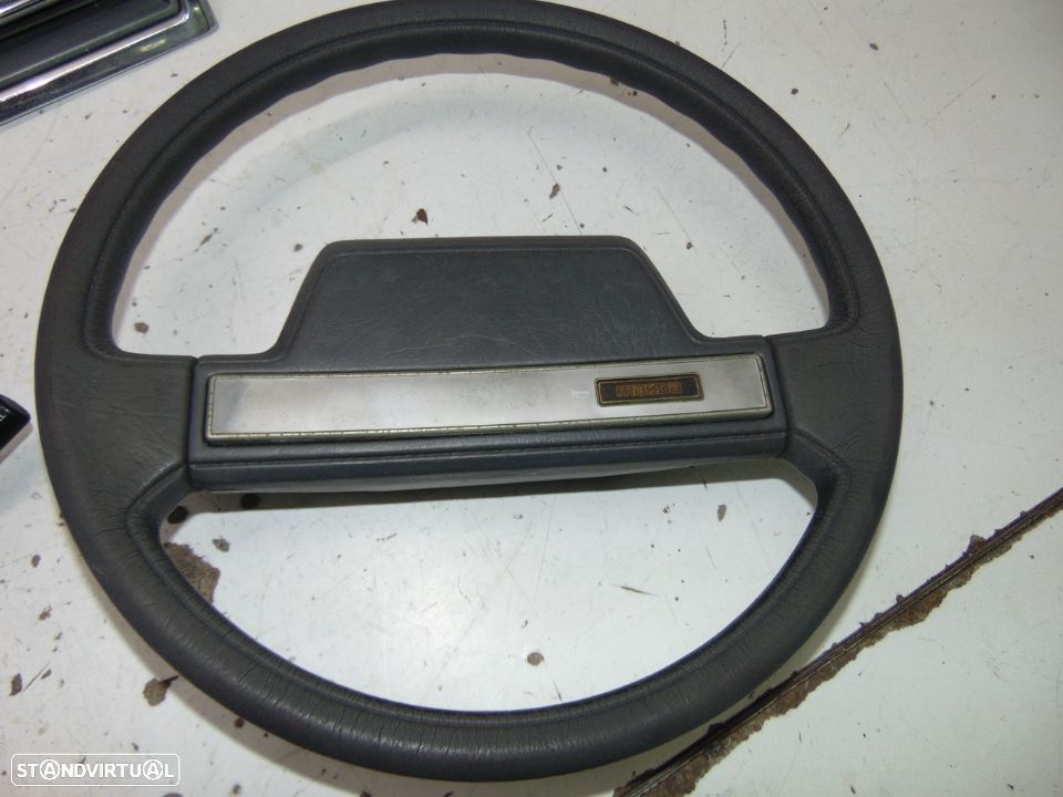 Mazda 929 grelha/Volante - 8