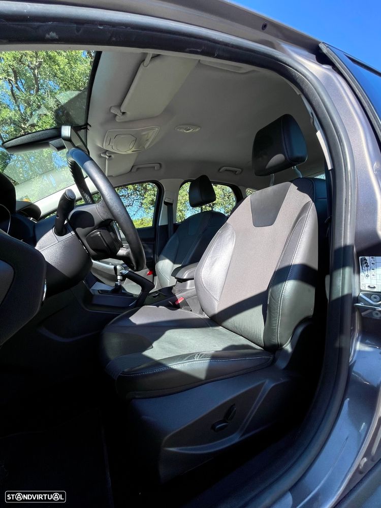 Ford Focus 1.6 TDCi Titanium Best - 11
