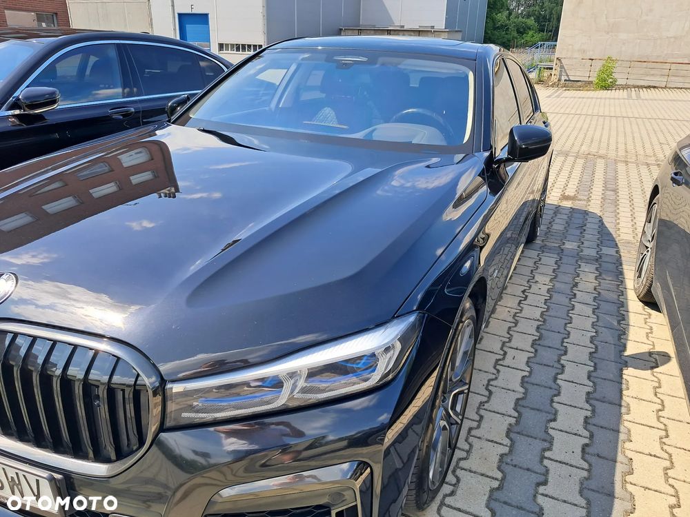 BMW Seria 7 750i xDrive - 13