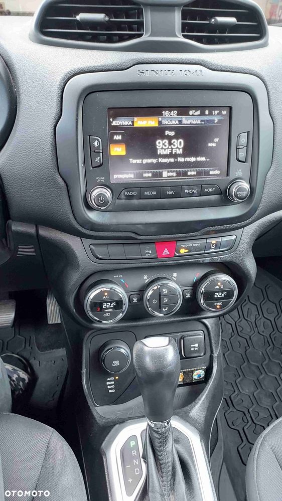 Jeep Renegade - 12