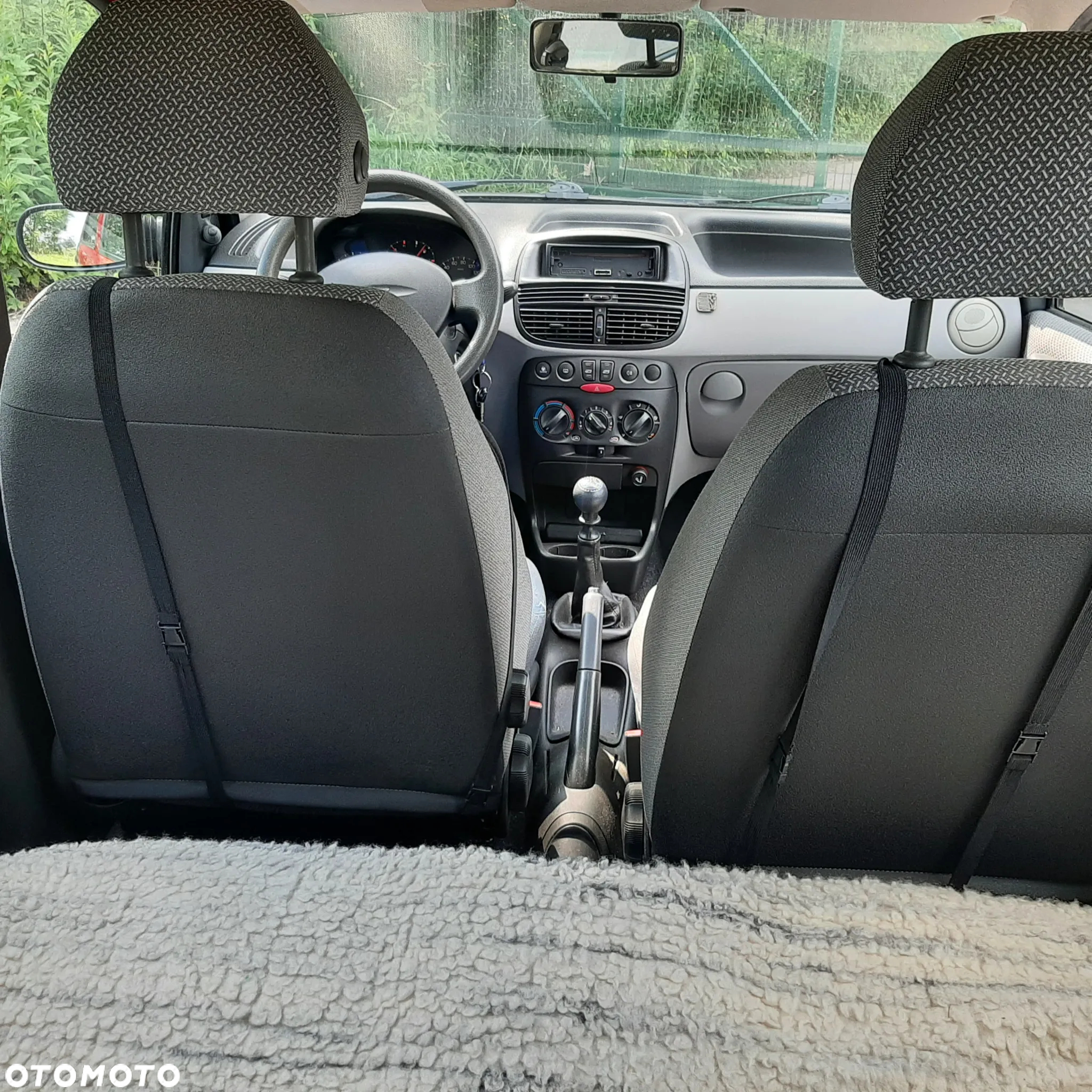 Fiat Punto 1.2 8V Actual - 12