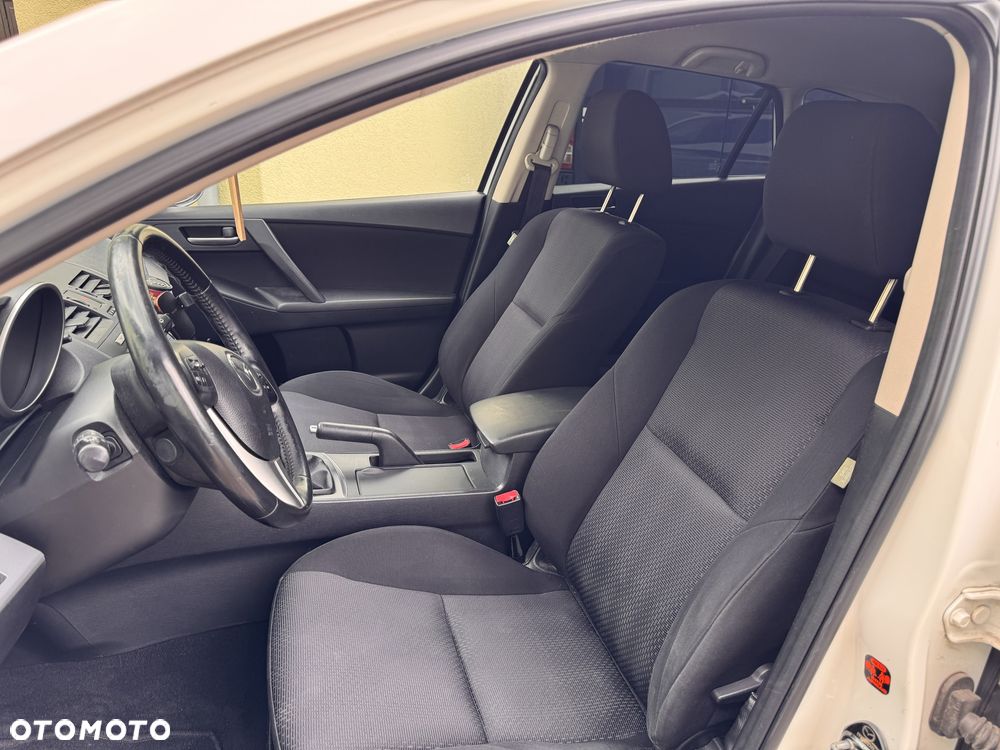 Mazda 3 - 7
