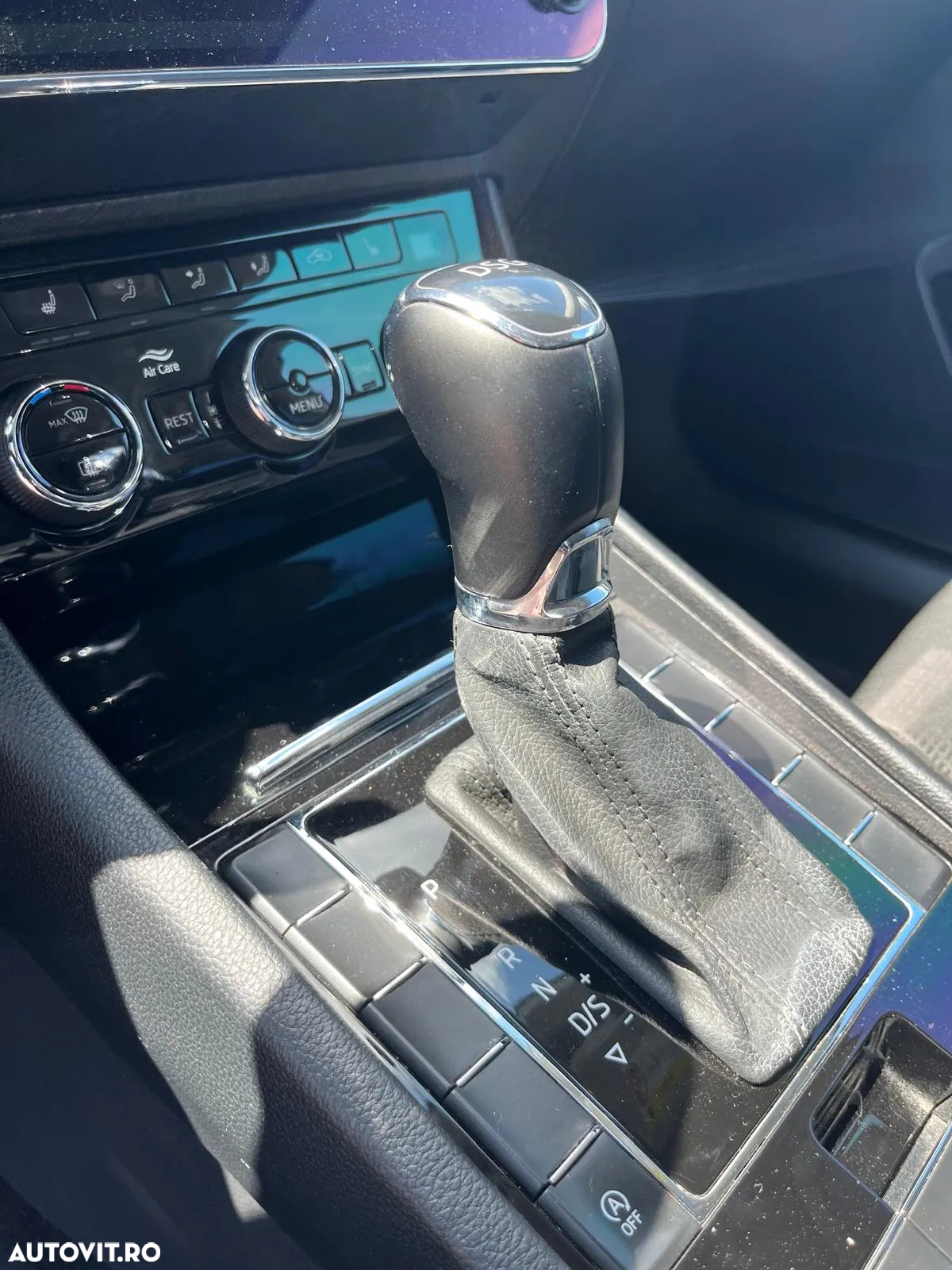 Skoda Superb 2.0 TDI DSG Ambition - 5