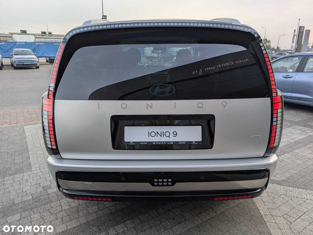 Hyundai IONIQ 9 110kWh Calligraphy AWD Performance - 11