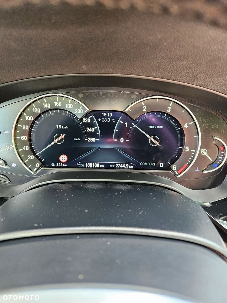 BMW Seria 5 520d - 16