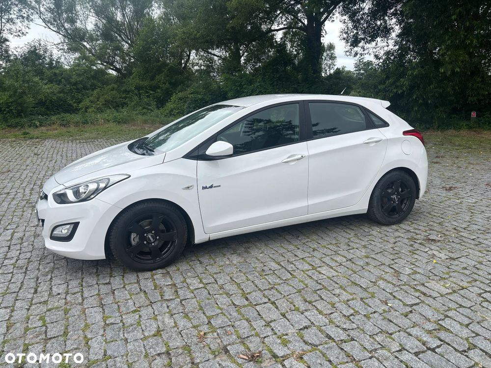 Hyundai i30 1.6 CRDI Trend - 3