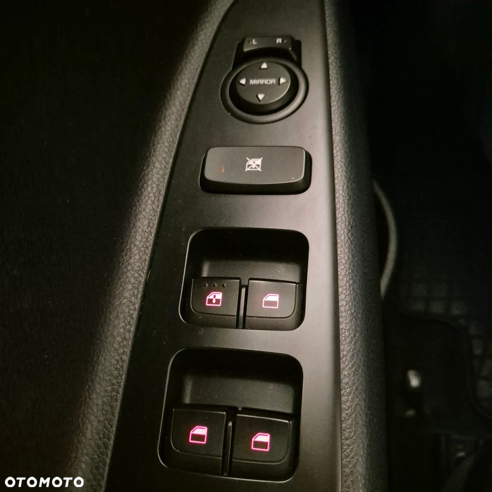 Kia Stonic - 16