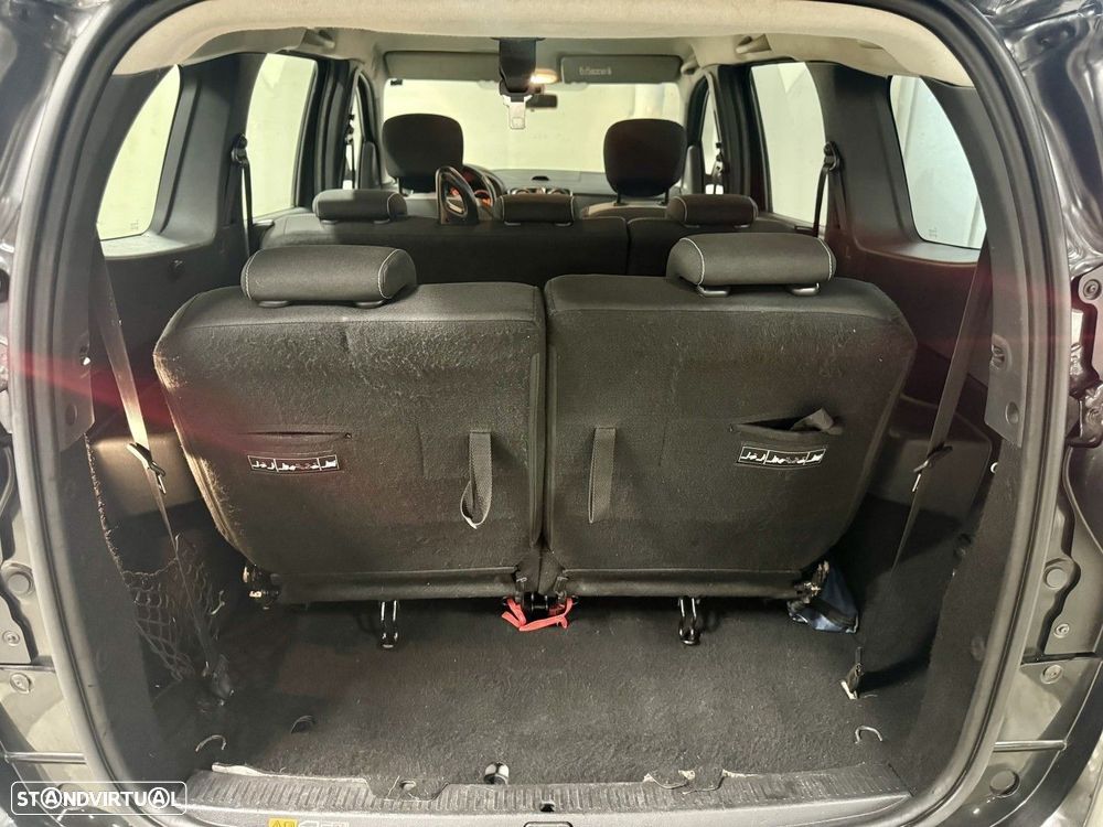 Dacia Lodgy 1.5 Blue dCi Stepway 7L - 39