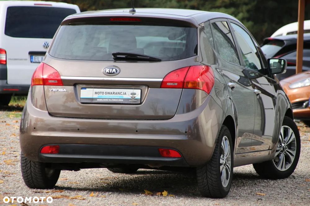 Kia Venga 1.4 CVVT Attract - 16