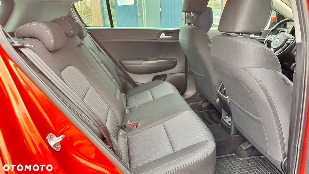 Kia Sportage 1.6 GDI L Business Line Plus 2WD - 12