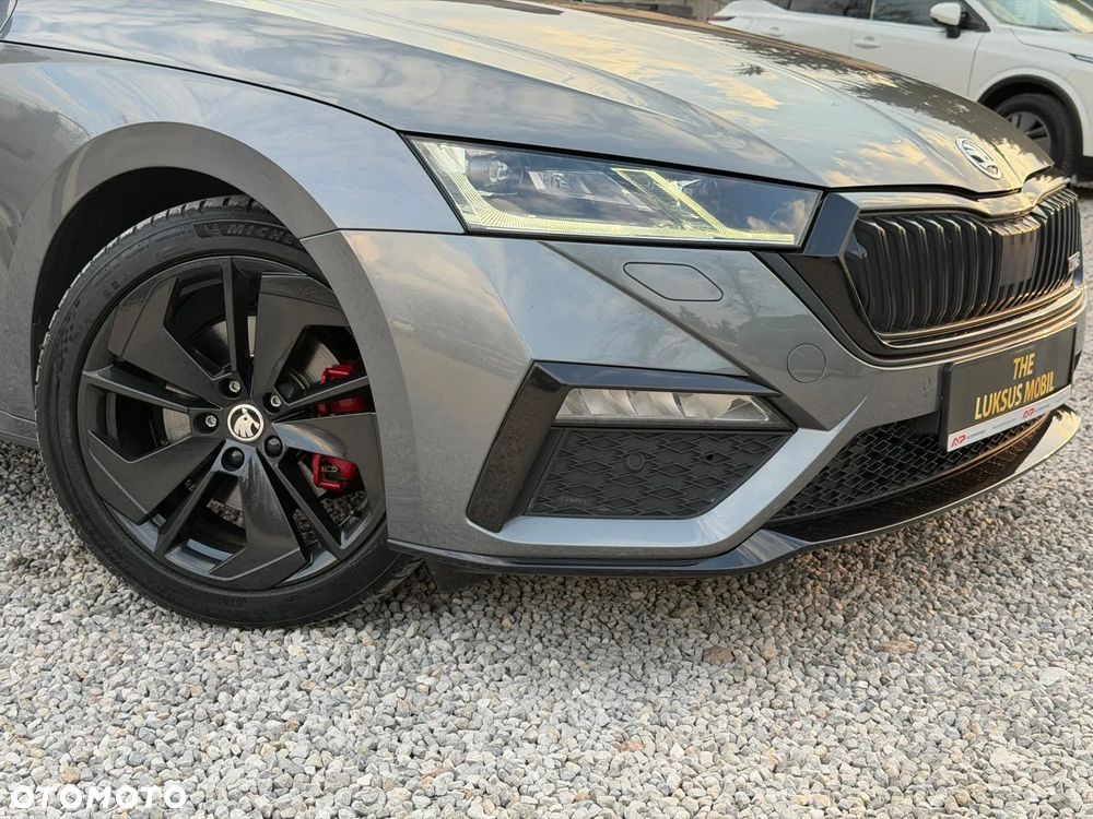 Skoda Octavia 2.0 TDI DSG RS - 2