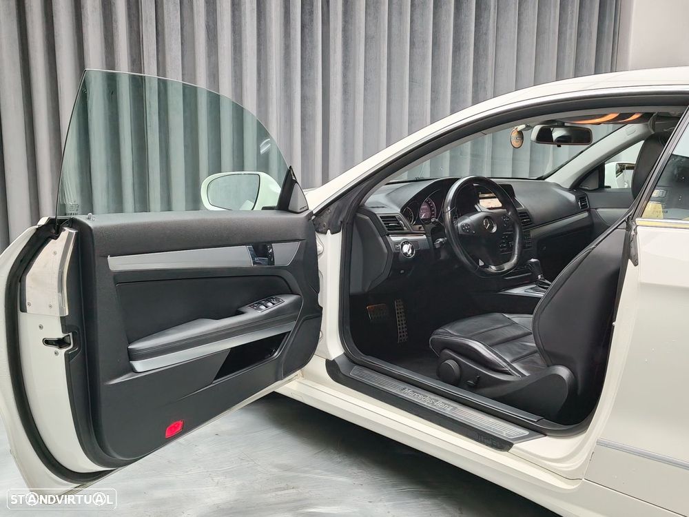Mercedes-Benz E 250 CGi Classic BlueEfficiency - 9