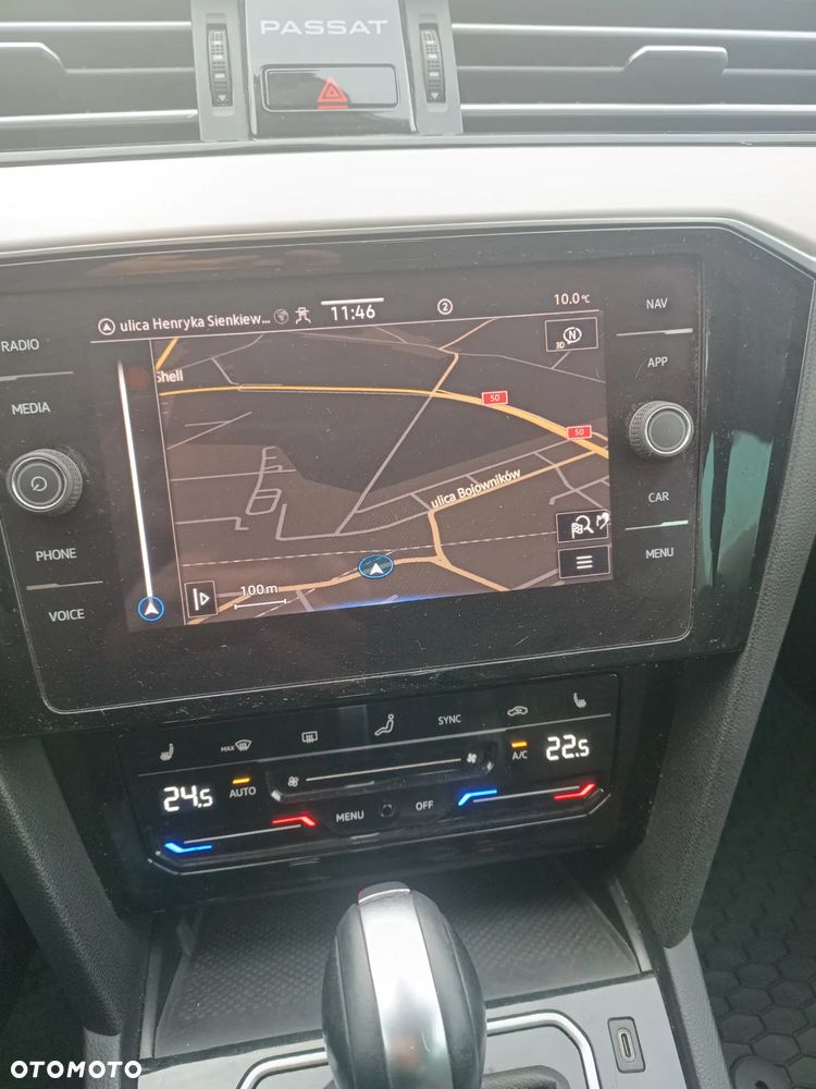 Volkswagen Passat - 5