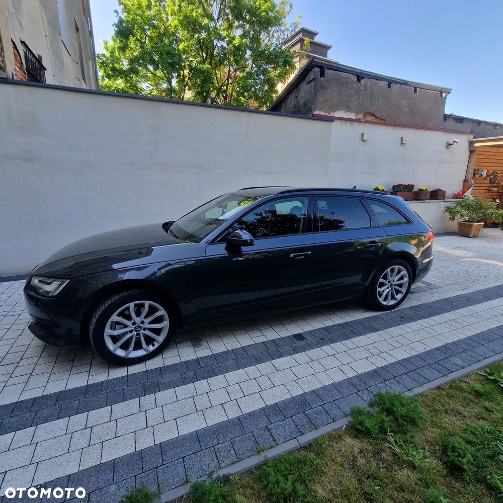 Audi A4 Avant 2.0 TDI - 5